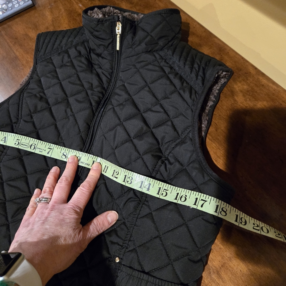 Weatherproof Women's Black Quilted Vest with Gold Accent Small/Chico - Picture 7 of 8